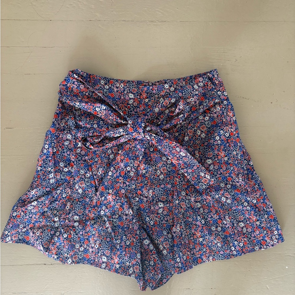 J. Crew x Liberty of London Blue Floral Patterned Shorts - Picture 2 of 4